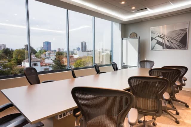 Coworking Monte Pelvoux en Monte Pelvoux 220, Lomas - Virreyes, Lomas de Chapultepec IV Secc, Miguel Hidalgo, 11000 Ciudad de México, CDMX, México - Monte Pelvoux 220