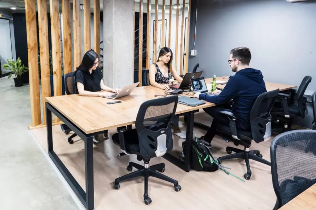 Coworking en Cra. 76 #32B-18, Medellín, Belén, Medellín, Antioquia, Colombia - Belén La 76