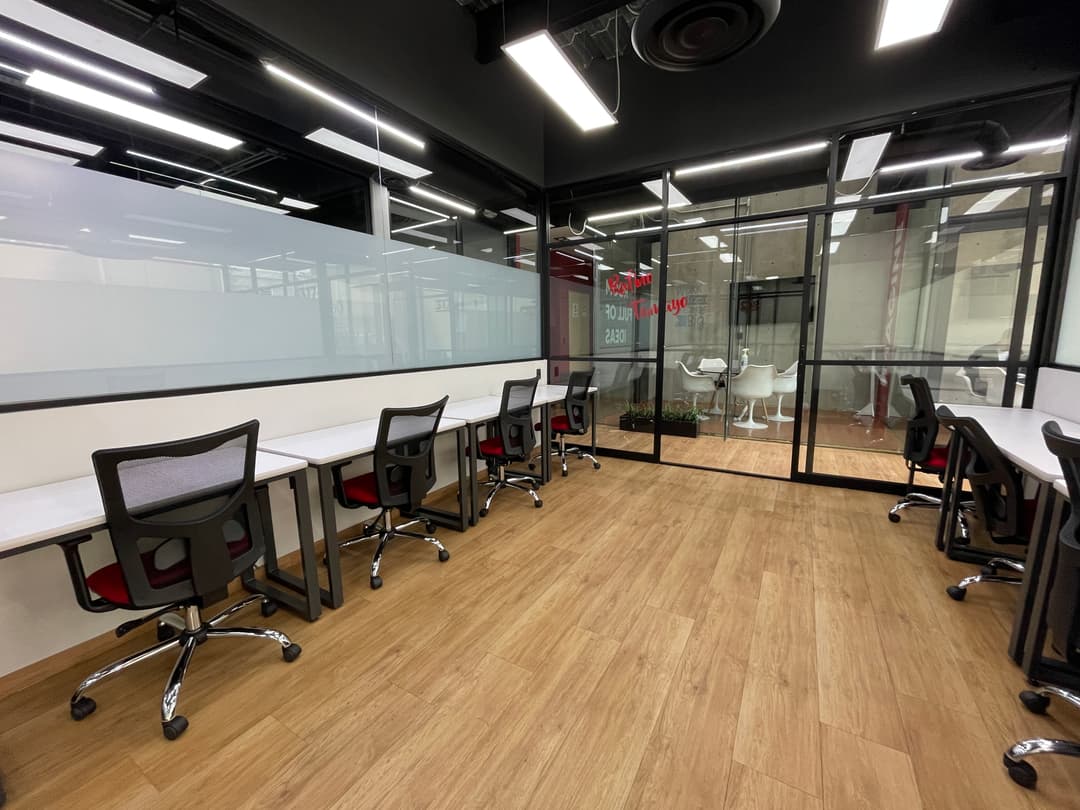 Coworking Ferrocarril de Cuernavaca en Av. F. C. de Cuernavaca 214, Polanco, Polanco II Secc, Miguel Hidalgo, 11530 Ciudad de México, CDMX, México - Avenida F. C. de Cuernavaca 214