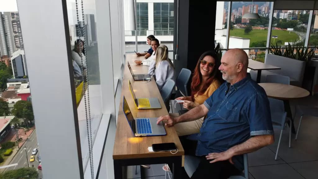 Coworking en Cl. 16aa Sur #42-91, El Poblado, Medellín, El Poblado, Medellín, Antioquia, Colombia - Campestre