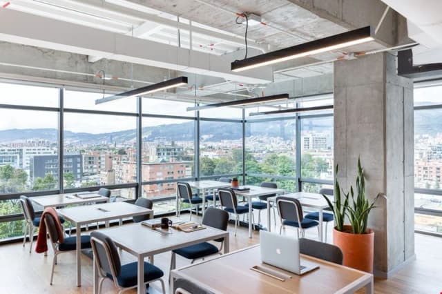 Coworking La 100 en Av. Cra 19 #100-45, Usaquén, Bogotá, Cundinamarca, Colombia - Avenida Carrera 19 #100-45