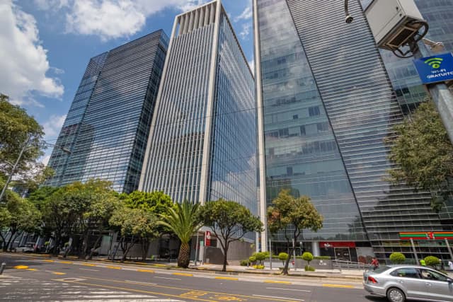 Coworking Corporativo Nápoles en Av. de los Insurgentes Sur 863, Nápoles, Benito Juárez, 03810 Ciudad de México, CDMX, México - Avenida de los Insurgentes Sur 863