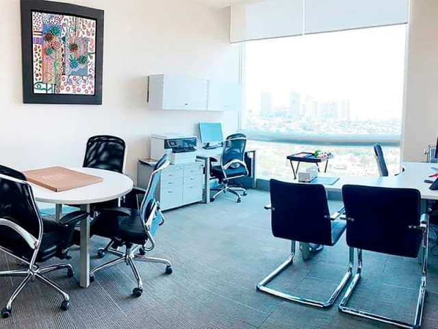Coworking Arcos Bosques en Paseo de Los Tamarindos 400 Piso 21 y 26 Sección Poniente Torre A, Bosques de las Lomas, Cuajimalpa de Morelos, 05120 Ciudad de México, CDMX, México -