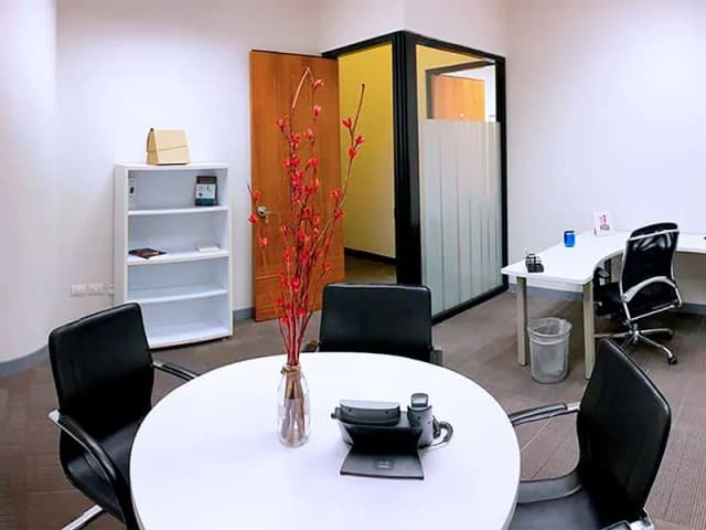 Coworking Arcos Bosques en Paseo de Los Tamarindos 400 Piso 21 y 26 Sección Poniente Torre A, Bosques de las Lomas, Cuajimalpa de Morelos, 05120 Ciudad de México, CDMX, México -