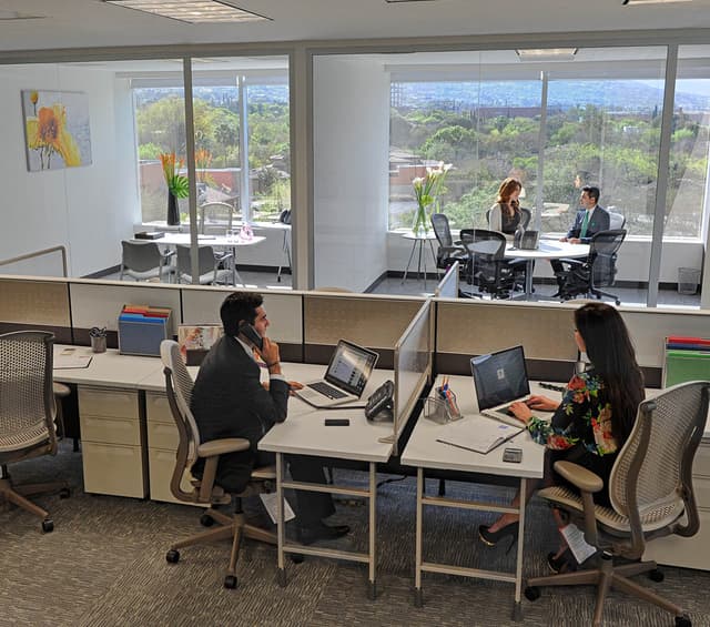 Coworking Torres Campestre en Ricardo Margain Zozaya 575 Corporativo Santa Engracia Torre C y D, Corporativo Santa Engracia 2o Sector, 66267 San Pedro Garza García, N.L., México -