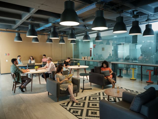 Coworking Torre Micrópolis en Av. Eugenio Garza Sada 3820, Roma, 64780 Monterrey, N.L., México - Avenida Eugenio Garza Sada 3820